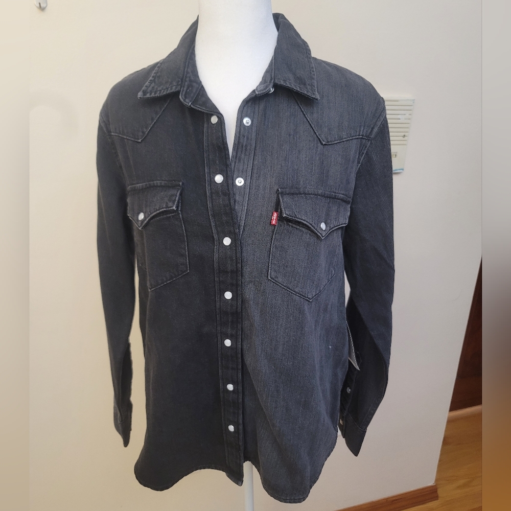 Levi's Black Button Down Shirt